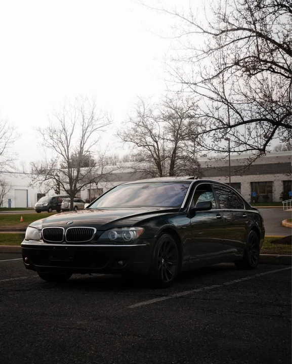 2008 BMW E65/E66 750i & 760i Sedan - Image 2 of 11