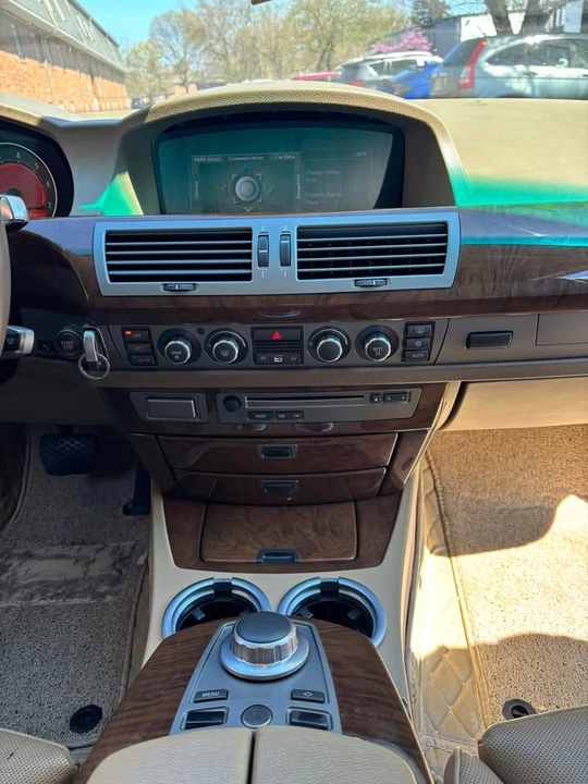 2008 BMW E65/E66 750i & 760i Sedan - Image 7 of 13