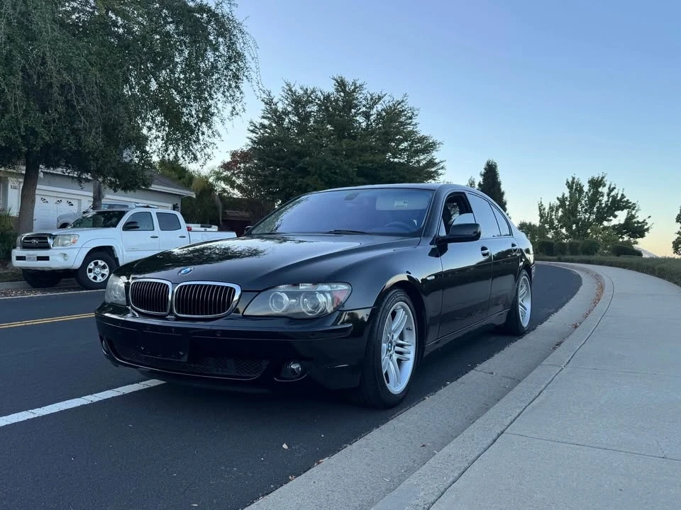 2008 BMW E65/E66 750i & 760i Sedan - Image 2 of 17