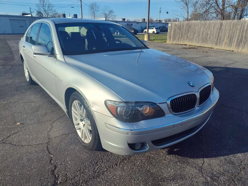 2008 BMW E65/E66 750i & 760i Sedan - Image 13 of 20