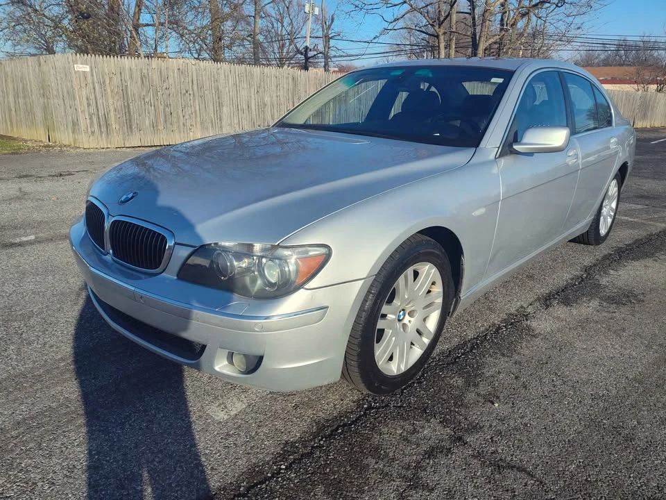 2008 BMW E65/E66 750i & 760i Sedan - Image 2 of 20