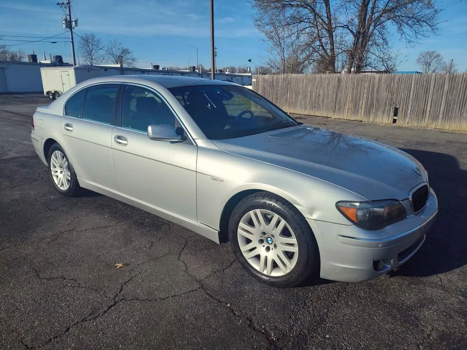 2008 BMW E65/E66 750i & 760i Sedan - Image 10 of 20