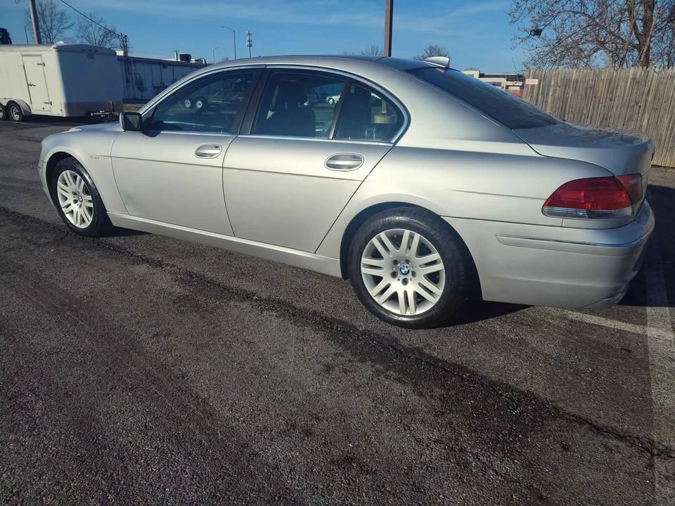2008 BMW E65/E66 750i & 760i Sedan - Image 5 of 20