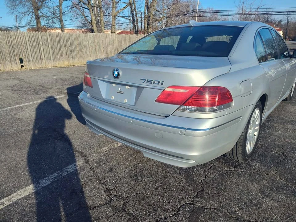 2008 BMW E65/E66 750i & 760i Sedan - Image 11 of 20