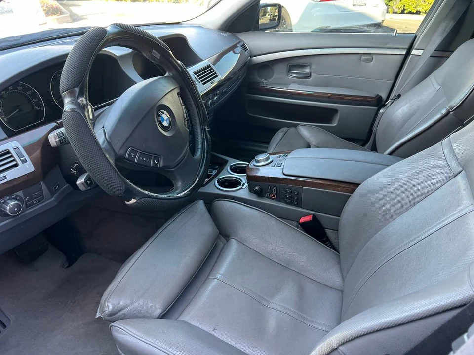 2008 BMW E65/E66 750i & 760i Sedan - Image 15 of 24