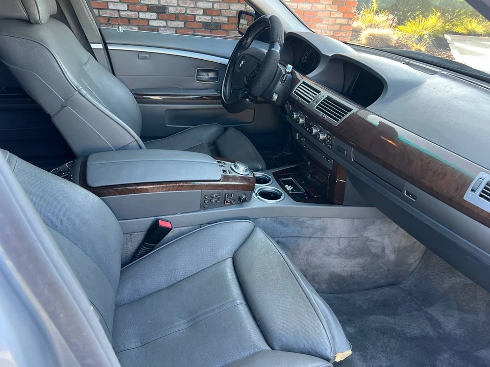 2008 BMW E65/E66 750i & 760i Sedan - Image 17 of 24