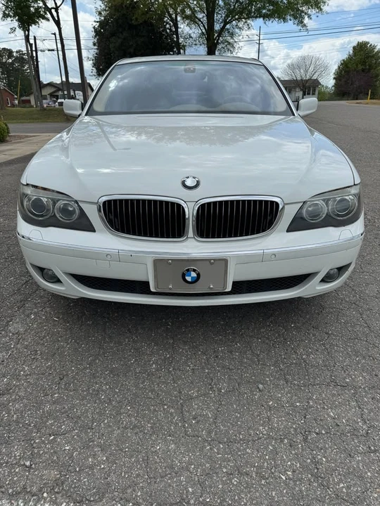 2008 BMW E65/E66 750i & 760i Sedan - Image 2 of 9