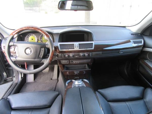 2008 BMW E65/E66 750i & 760i Sedan - Image 8 of 14