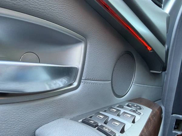 2008 BMW E65/E66 750i & 760i Sedan - Image 11 of 21