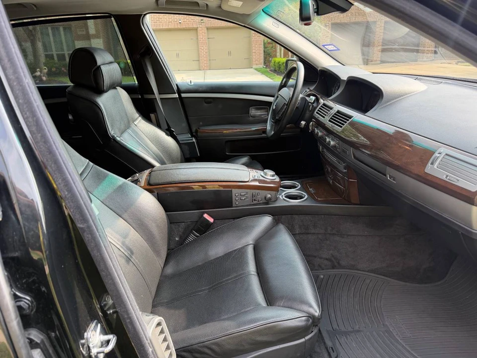 2008 BMW E65/E66 750i & 760i Sedan - Image 10 of 11