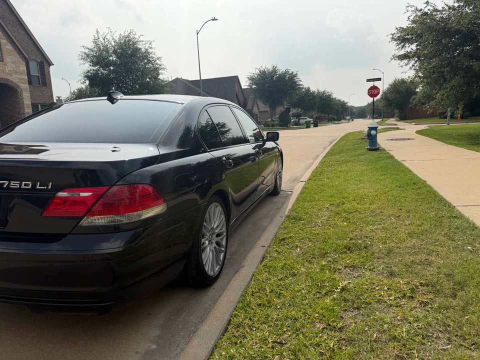 2008 BMW E65/E66 750i & 760i Sedan - Image 5 of 11