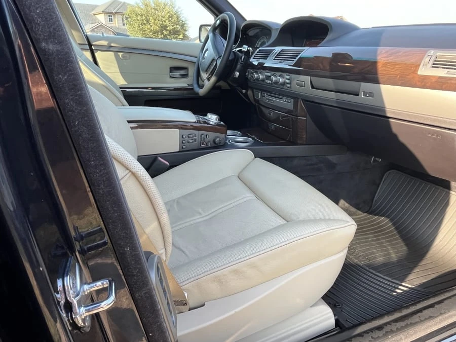 2008 BMW E65/E66 750i & 760i Sedan - Image 6 of 9