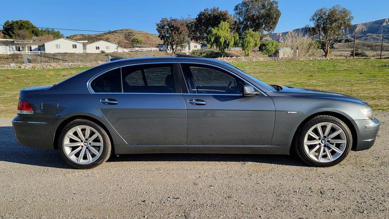 2008 BMW E65/E66 750i & 760i Sedan - Image 12 of 12