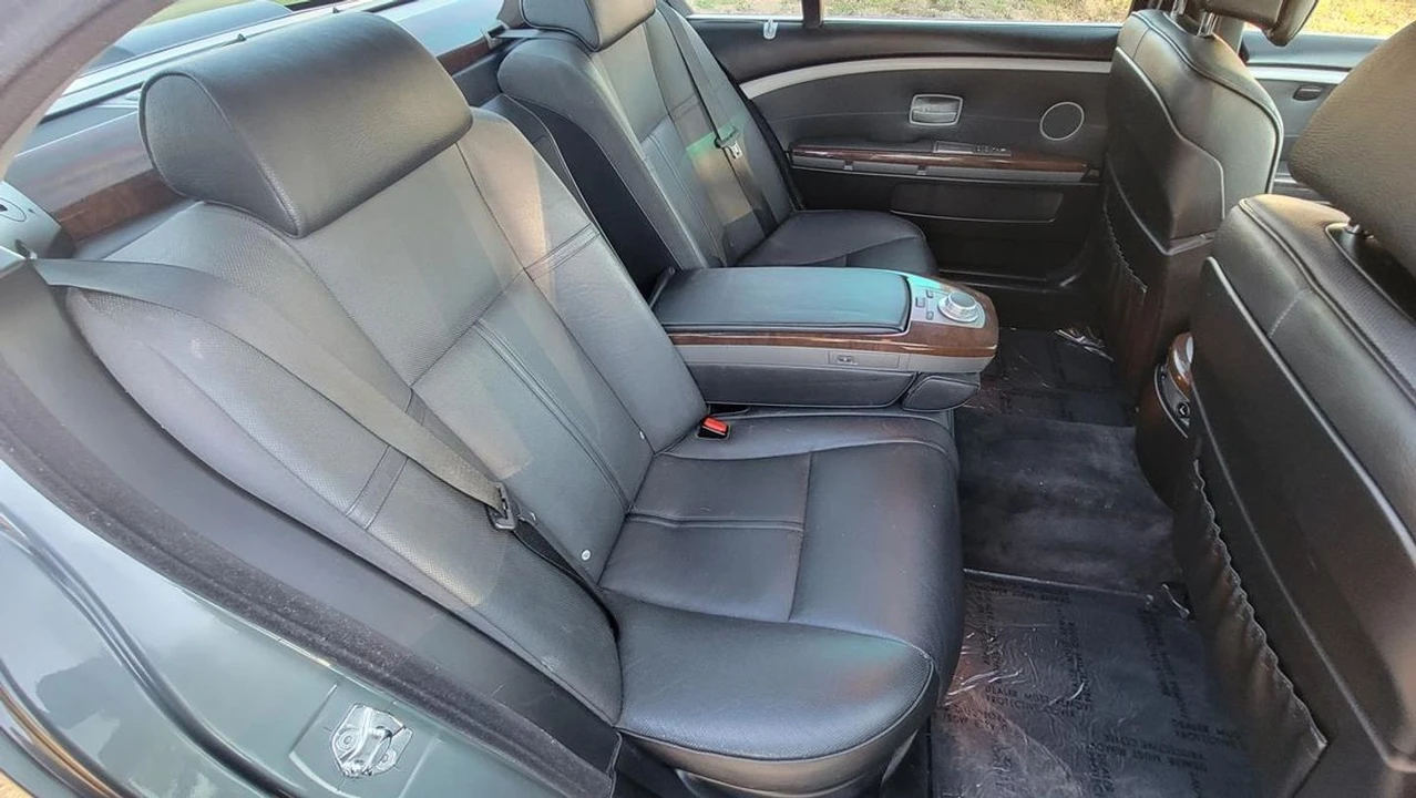 2008 BMW E65/E66 750i & 760i Sedan - Image 19 of 21