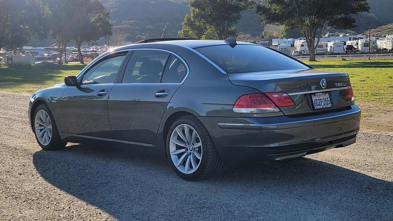 2008 BMW E65/E66 750i & 760i Sedan - Image 6 of 12