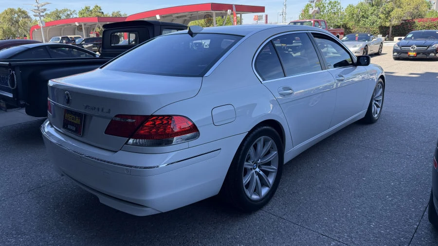 2008 BMW E65/E66 750i & 760i Sedan - Image 4 of 8