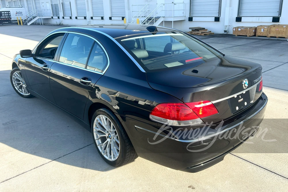 2008 BMW E65/E66 750i & 760i Sedan - Image 14 of 21