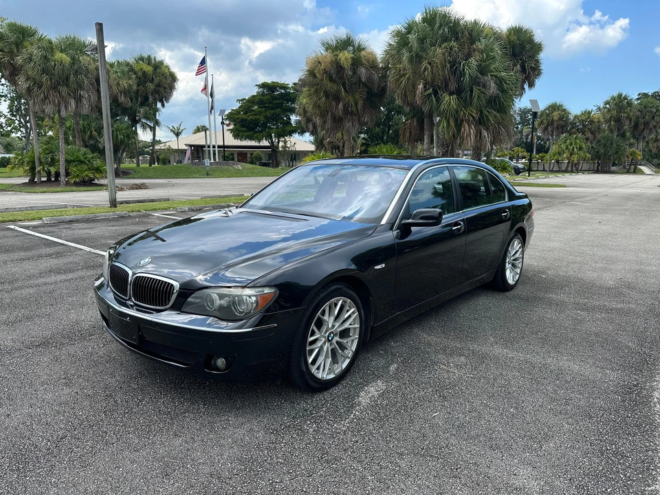 2008 BMW E65/E66 750i & 760i Sedan - Image 7 of 31