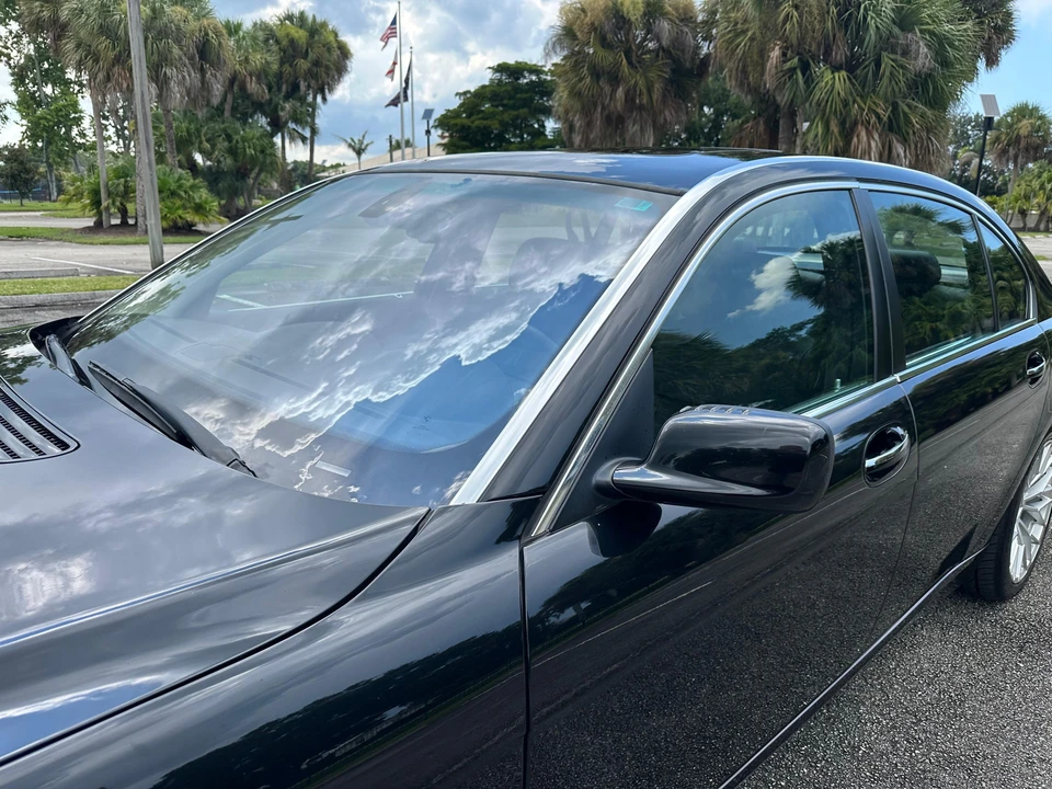 2008 BMW E65/E66 750i & 760i Sedan - Image 29 of 31