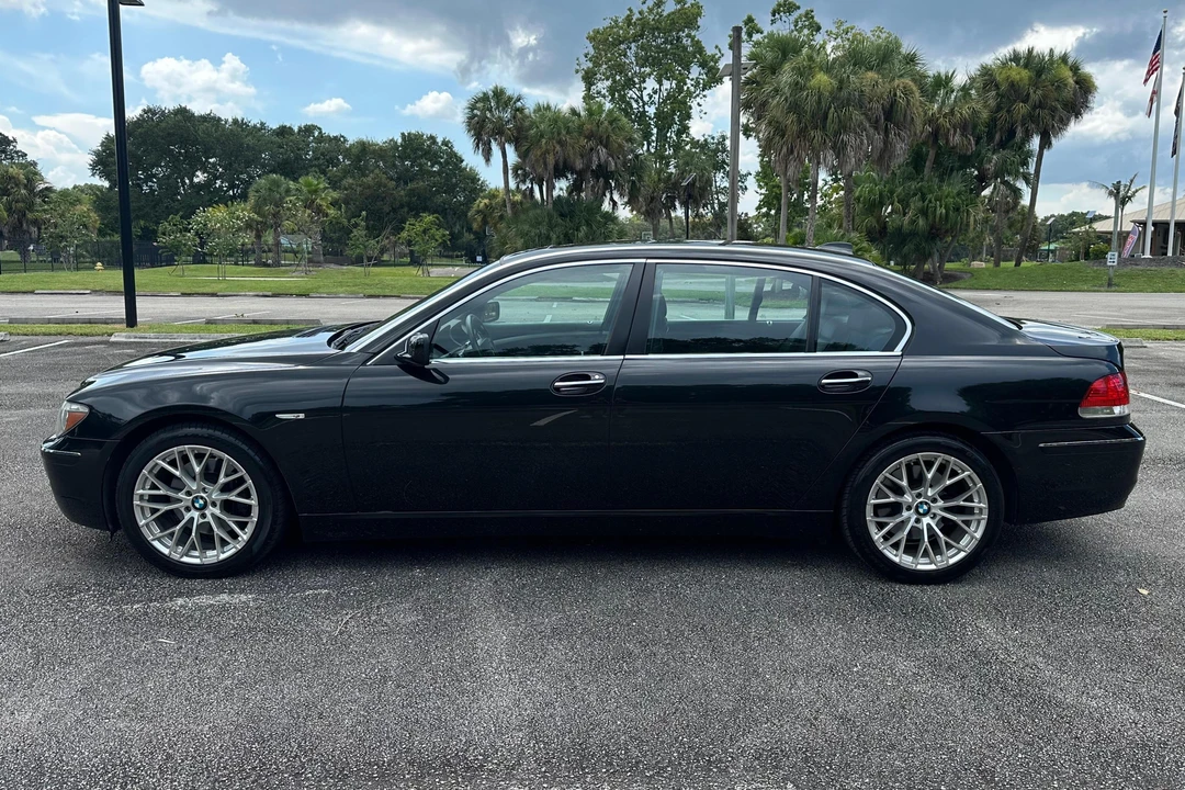 2008 BMW E65/E66 750i & 760i Sedan - Image 3 of 31