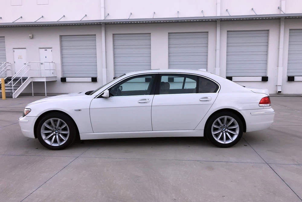 2008 BMW E65/E66 750i & 760i Sedan - Image 5 of 5