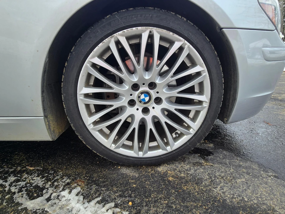 2008 BMW E65/E66 750i & 760i Sedan - Image 16 of 31