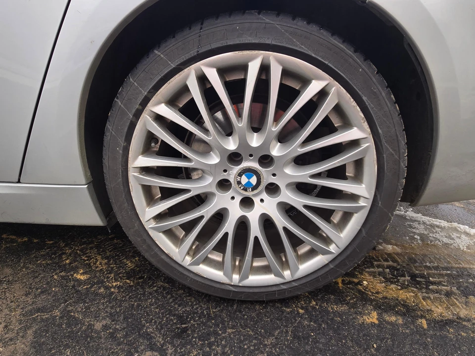 2008 BMW E65/E66 750i & 760i Sedan - Image 14 of 31