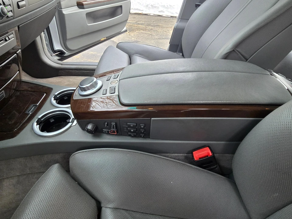 2008 BMW E65/E66 750i & 760i Sedan - Image 29 of 31