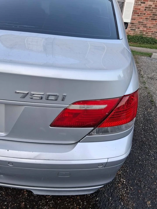 2008 BMW E65/E66 750i & 760i Sedan - Image 2 of 5