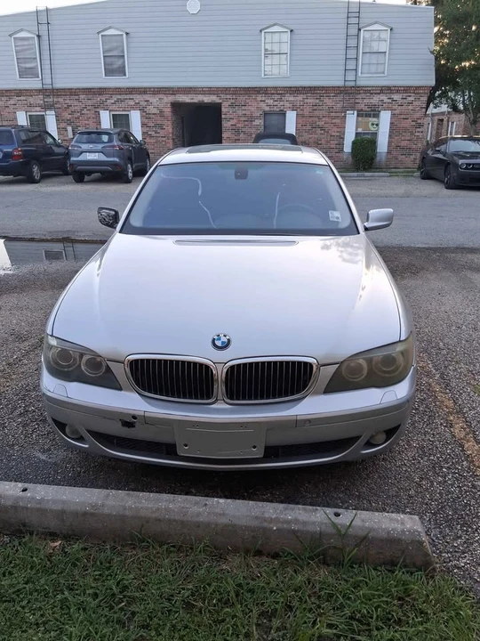 2008 BMW E65/E66 750i & 760i Sedan - Image 5 of 5