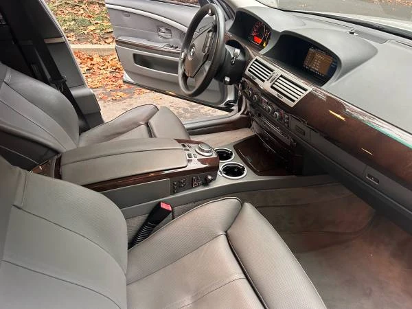 2008 BMW E65/E66 750i & 760i Sedan - Image 7 of 11