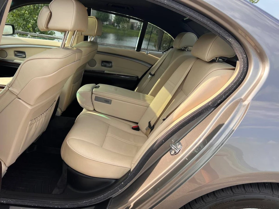 2008 BMW E65/E66 750i & 760i Sedan - Image 14 of 18