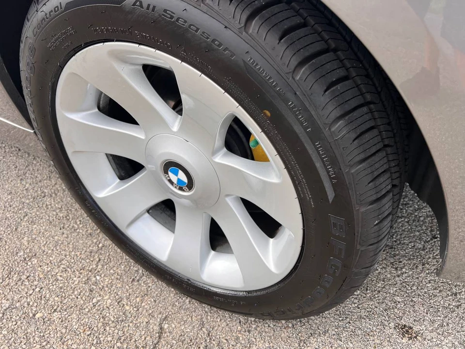 2008 BMW E65/E66 750i & 760i Sedan - Image 17 of 18
