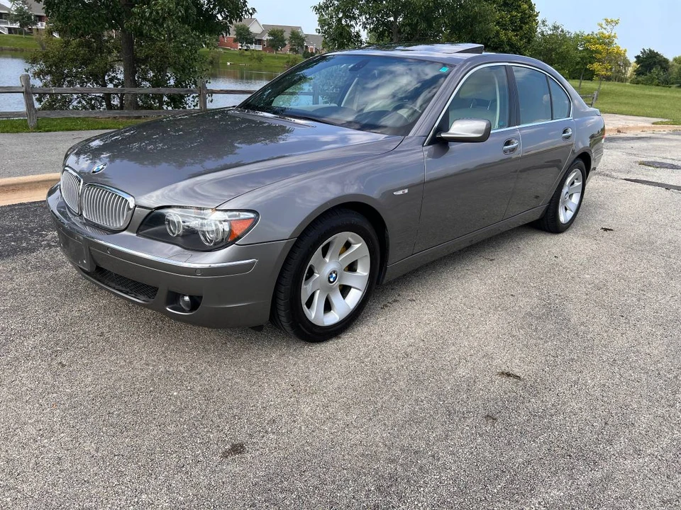 2008 BMW E65/E66 750i & 760i Sedan - Image 2 of 18