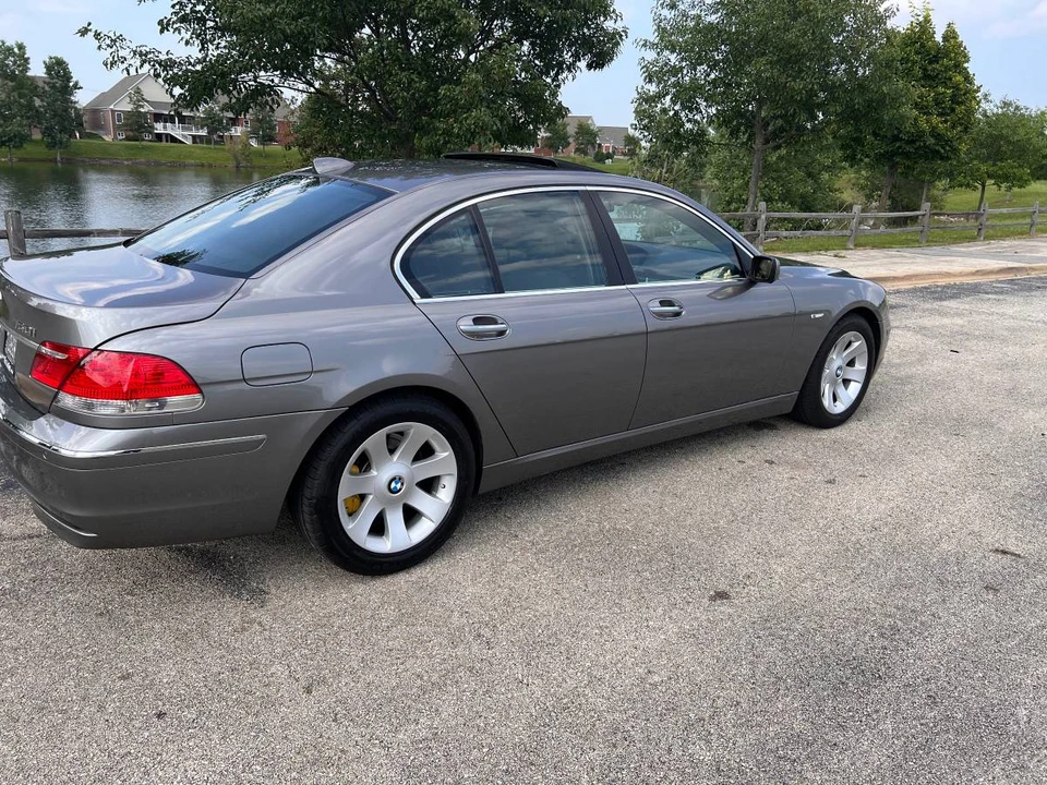 2008 BMW E65/E66 750i & 760i Sedan - Image 8 of 18
