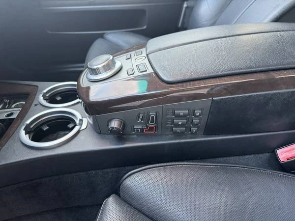 2008 BMW E65/E66 750i & 760i Sedan - Image 11 of 21