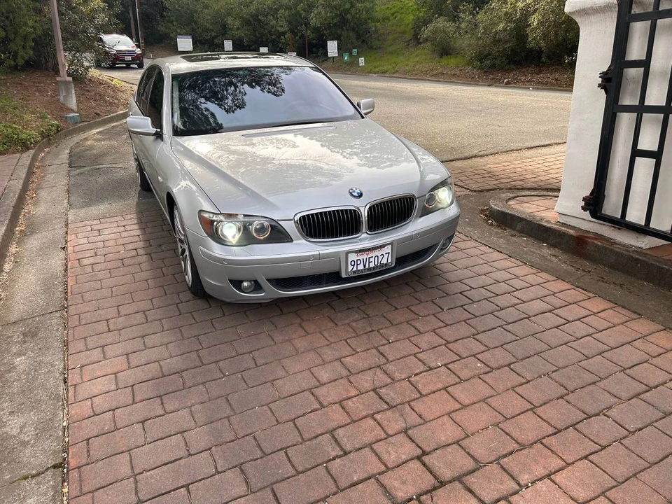 2008 BMW E65/E66 750i & 760i Sedan - Image 9 of 10