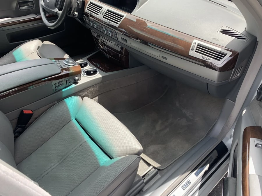 2008 BMW E65/E66 750i & 760i Sedan - Image 6 of 8