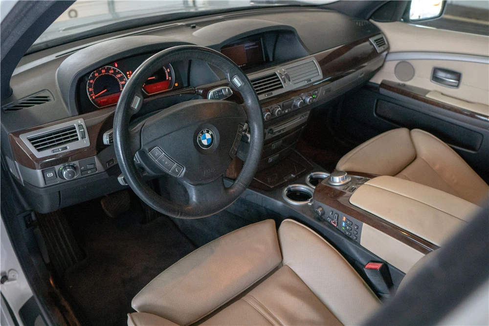 2008 BMW E65/E66 750i & 760i Sedan - Image 4 of 5