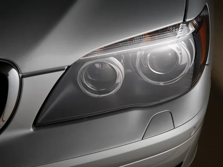 2008 BMW E65/E66 750i & 760i Sedan - Image 7 of 19