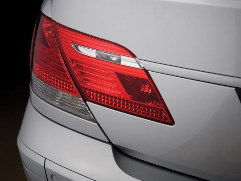 2008 BMW E65/E66 750i & 760i Sedan - Image 8 of 19