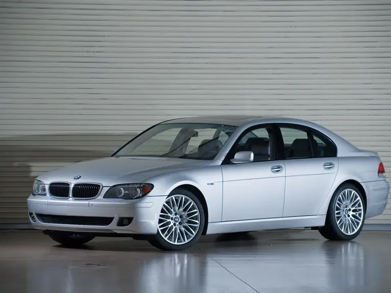 2008 BMW E65/E66 750i & 760i Sedan - Image 2 of 19