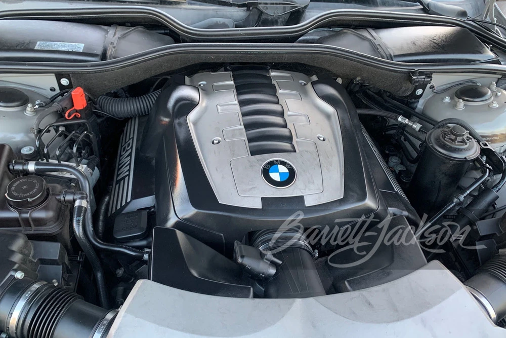 2008 BMW E65/E66 750i & 760i Sedan - Image 2 of 15