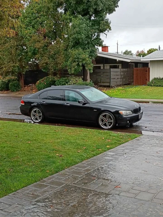 2008 BMW E65/E66 750i & 760i Sedan - Image 2 of 4