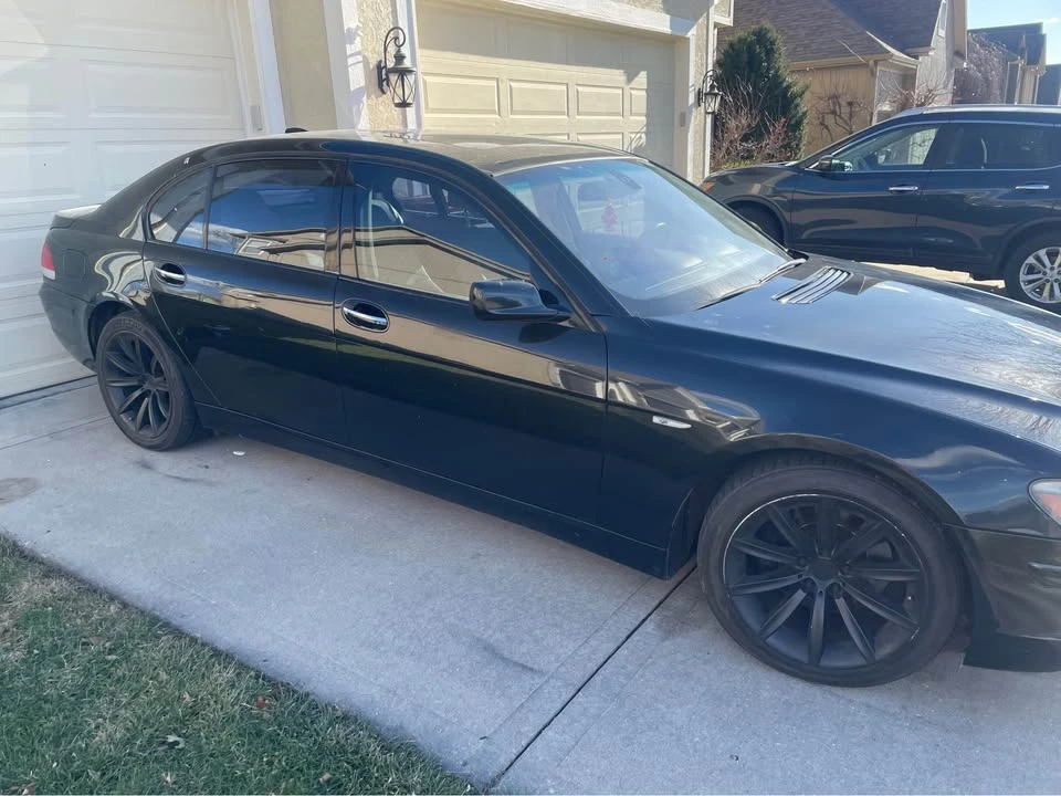 2008 BMW E65/E66 750i & 760i Sedan - Image 4 of 8