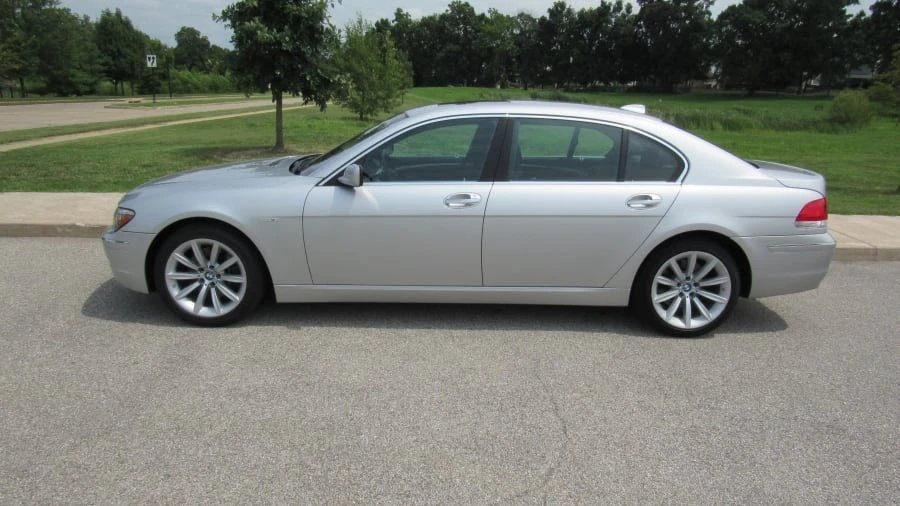 2008 BMW E65/E66 750i & 760i Sedan - Image 2 of 9