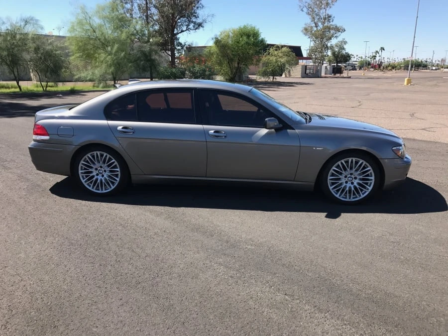 2008 BMW E65/E66 750i & 760i Sedan - Image 7 of 8