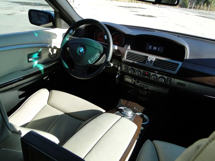2008 BMW E65/E66 750i & 760i Sedan - Image 3 of 6