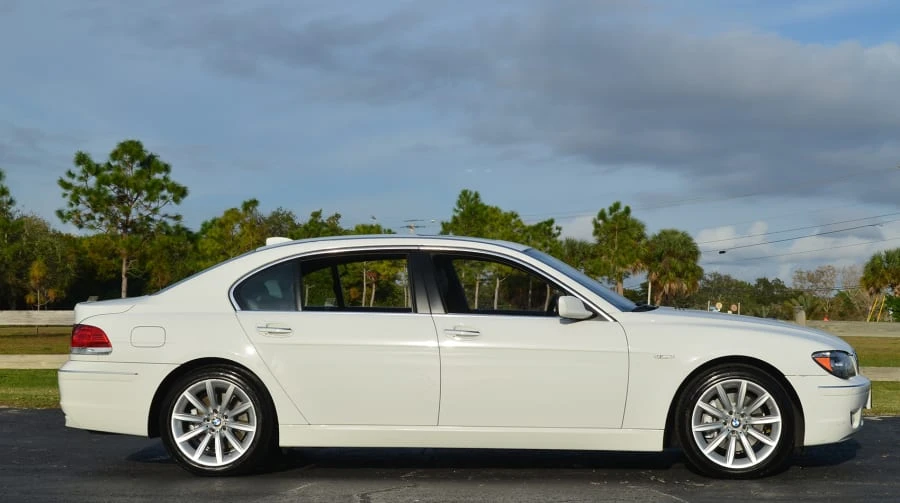 2008 BMW E65/E66 750i & 760i Sedan - Image 2 of 12