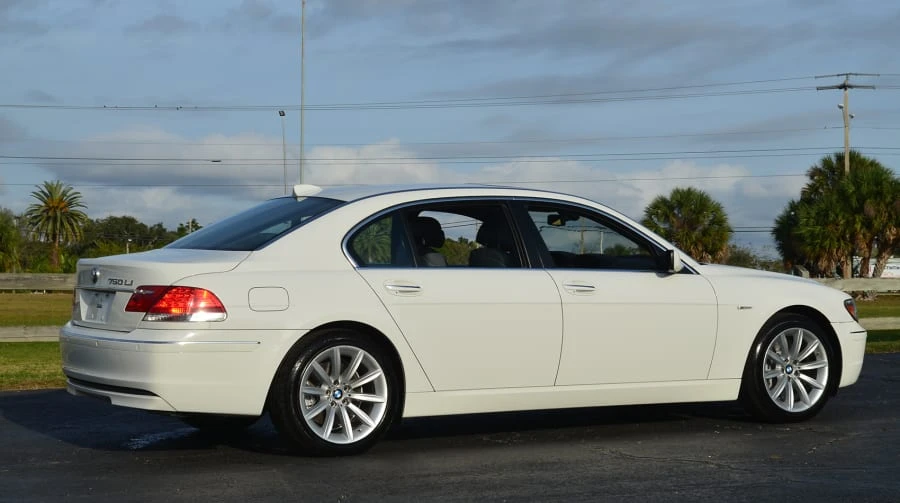 2008 BMW E65/E66 750i & 760i Sedan - Image 3 of 12